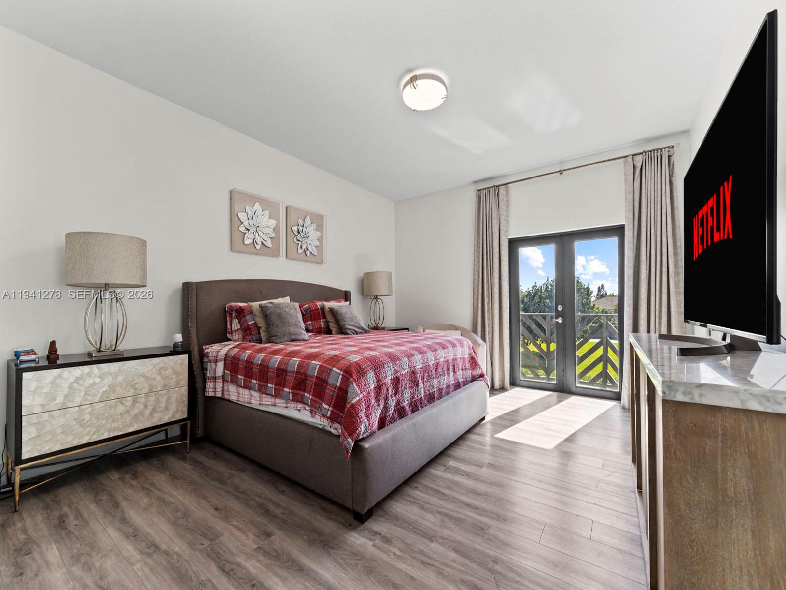 REDLAND ACRES AVOCADO HOM - Residential