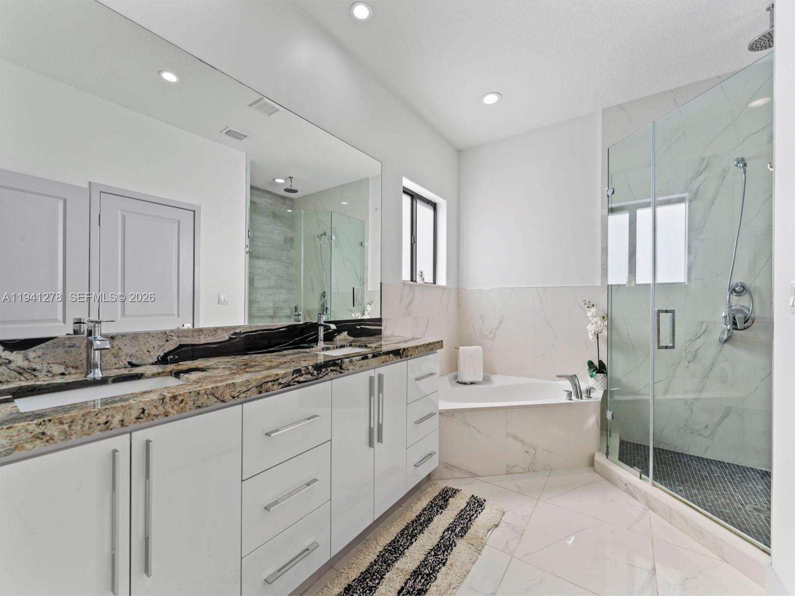 REDLAND ACRES AVOCADO HOM - Residential