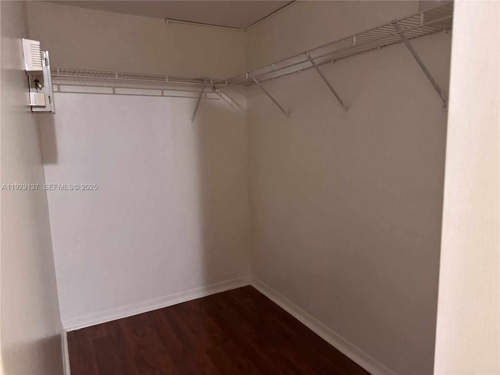 VENETIA GARDENS SOUTH CON - Residential Lease