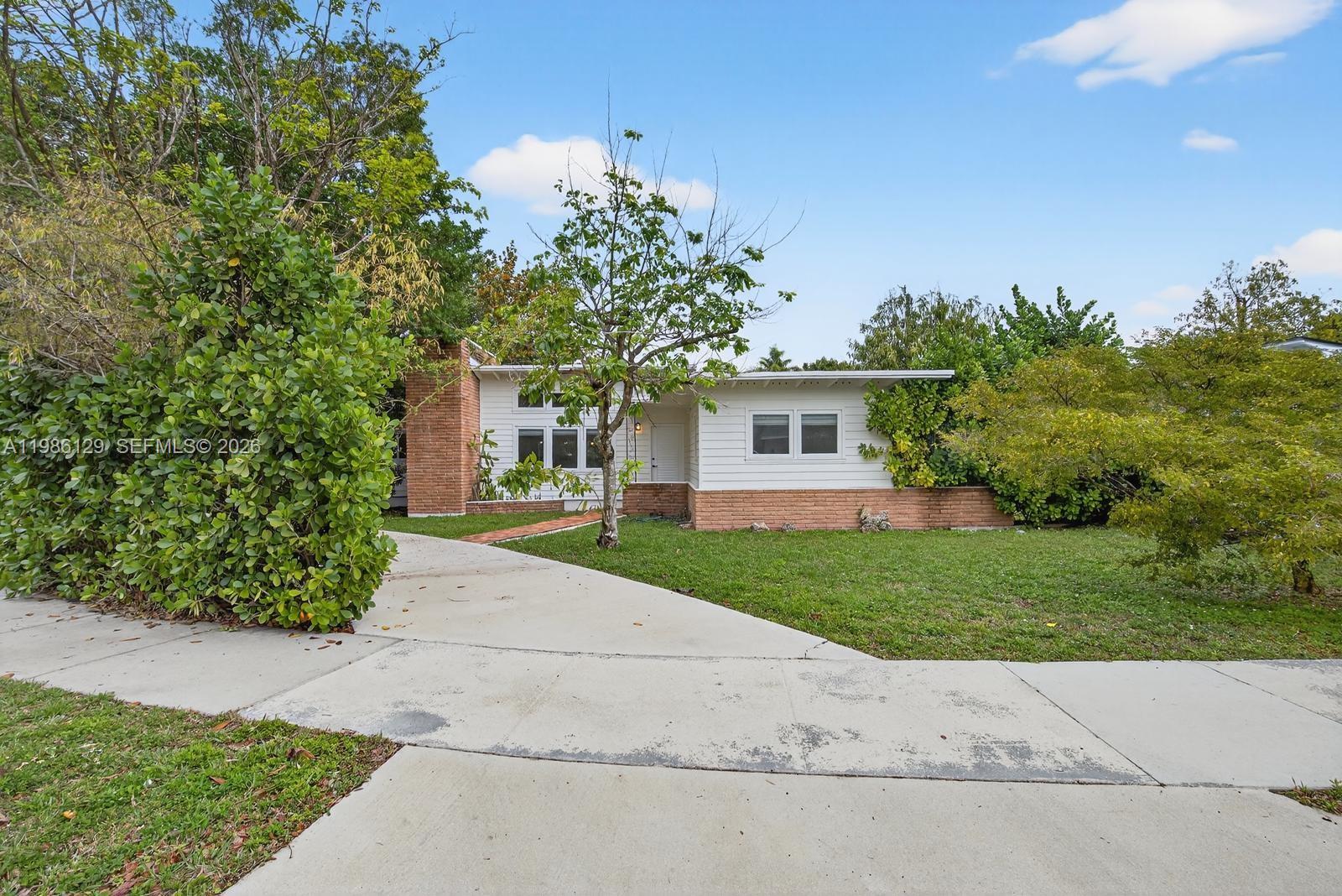 BIRD ROAD ESTATES - Residential