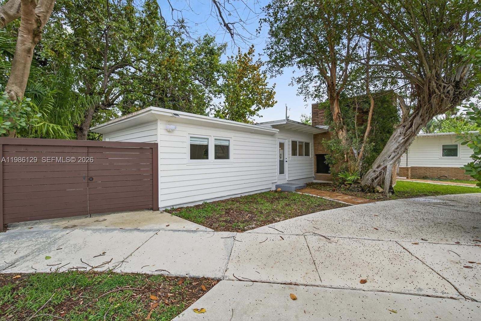 BIRD ROAD ESTATES - Residential