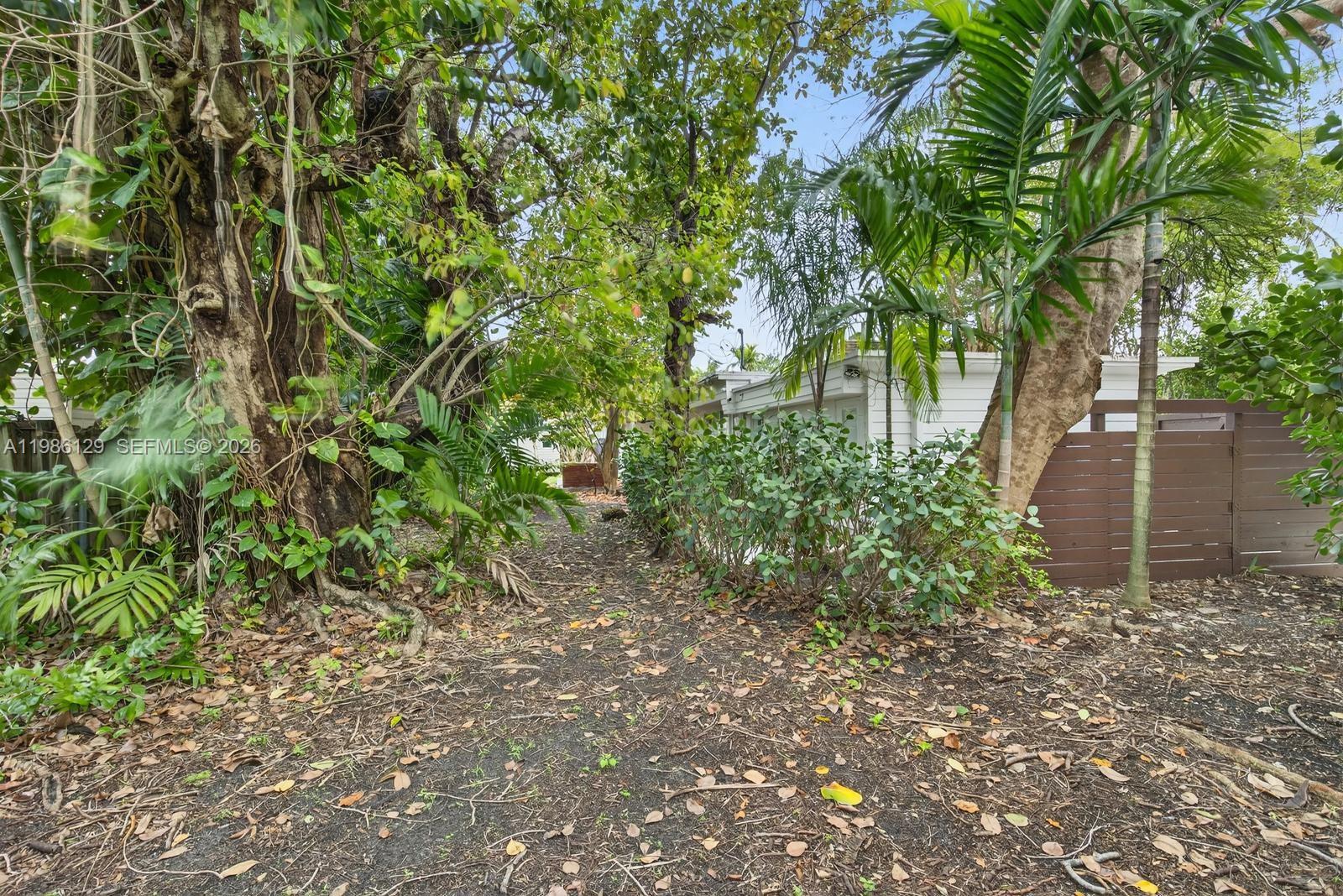 BIRD ROAD ESTATES - Residential