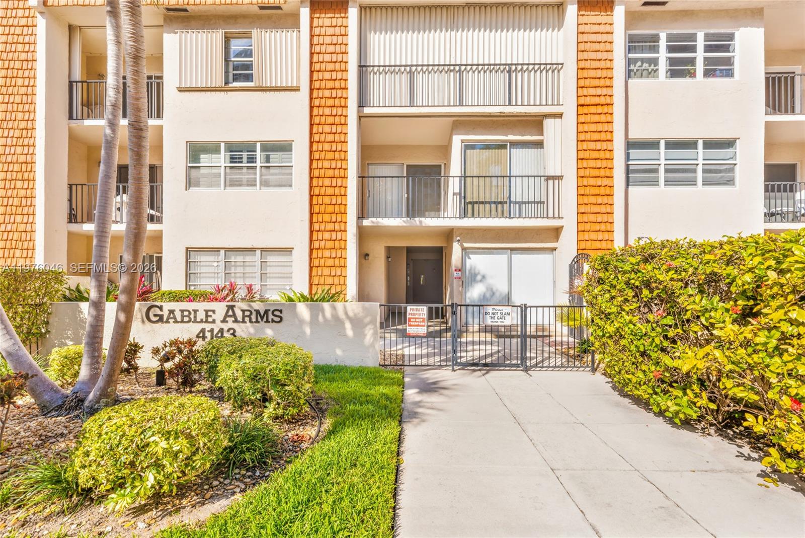 GABLE ARMS CONDO - Residential