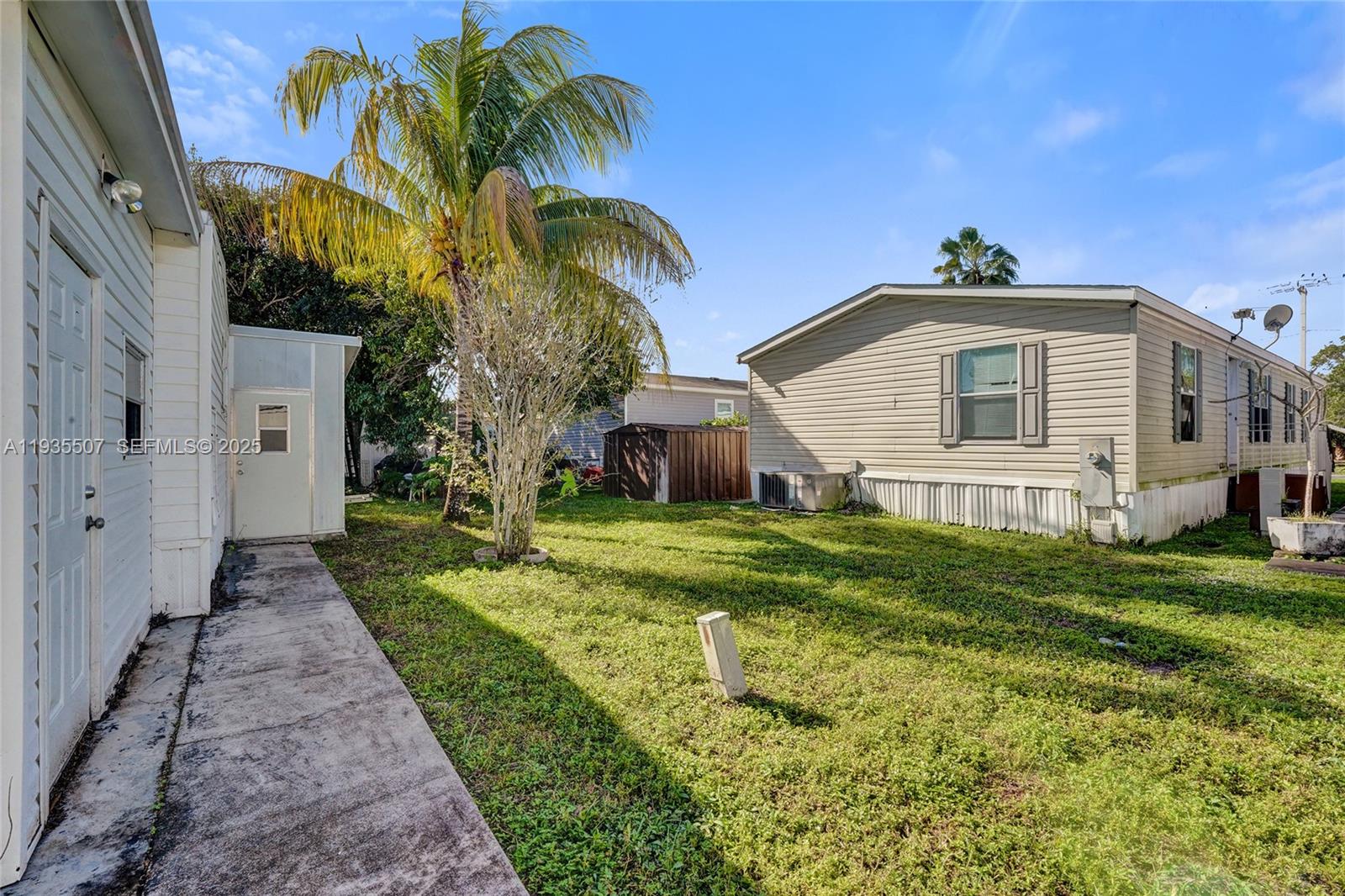 SUNSHINE CITY - Residential