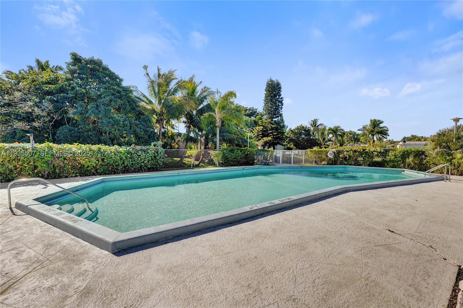 SUNSHINE CITY - Residential