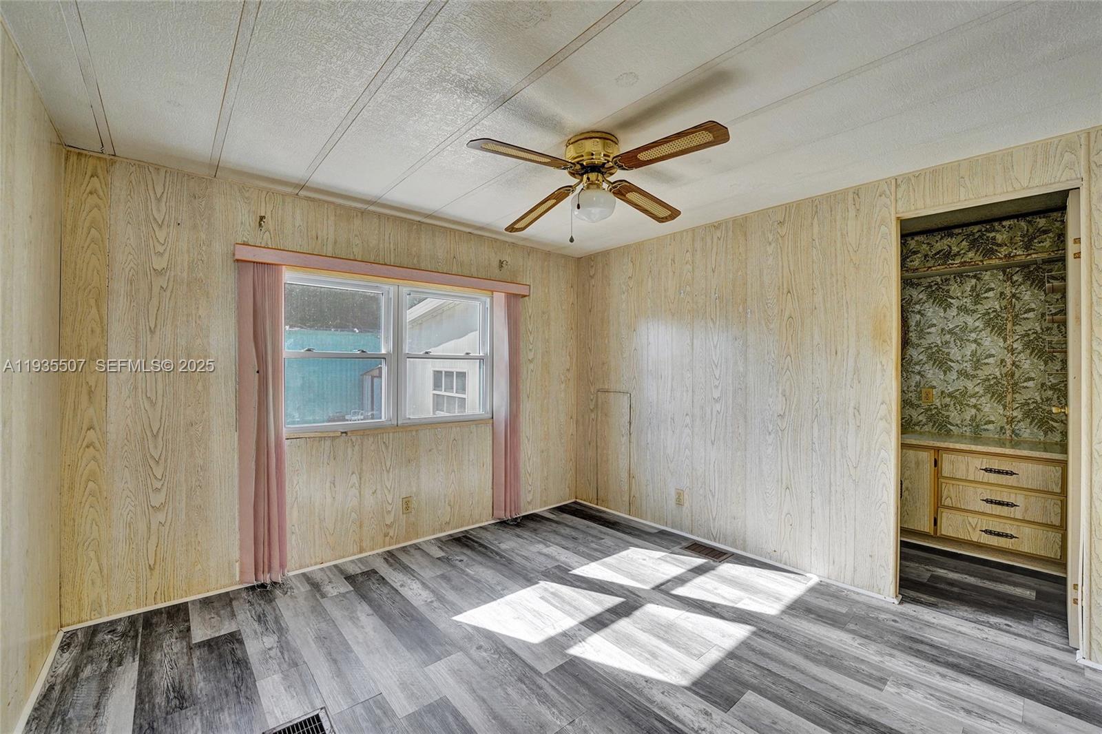 SUNSHINE CITY - Residential