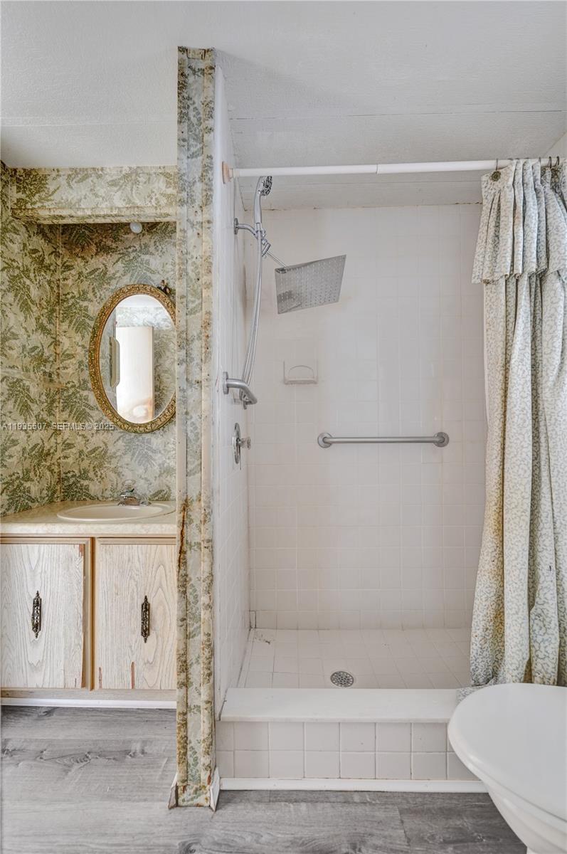 SUNSHINE CITY - Residential