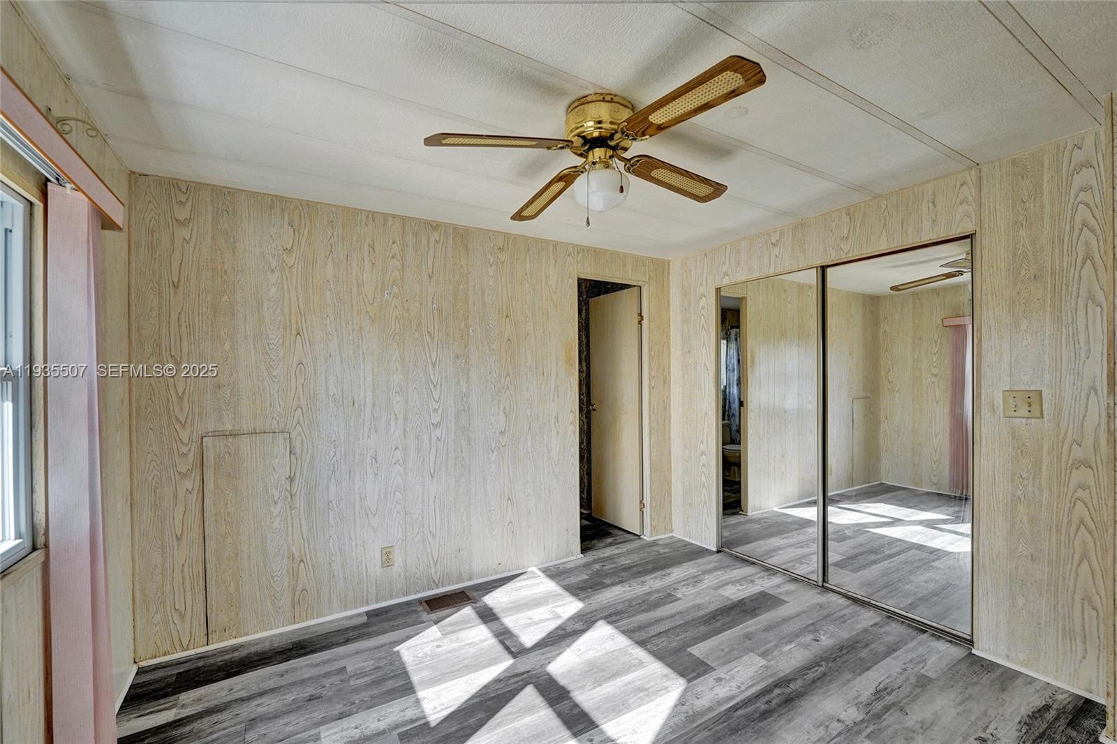 SUNSHINE CITY - Residential