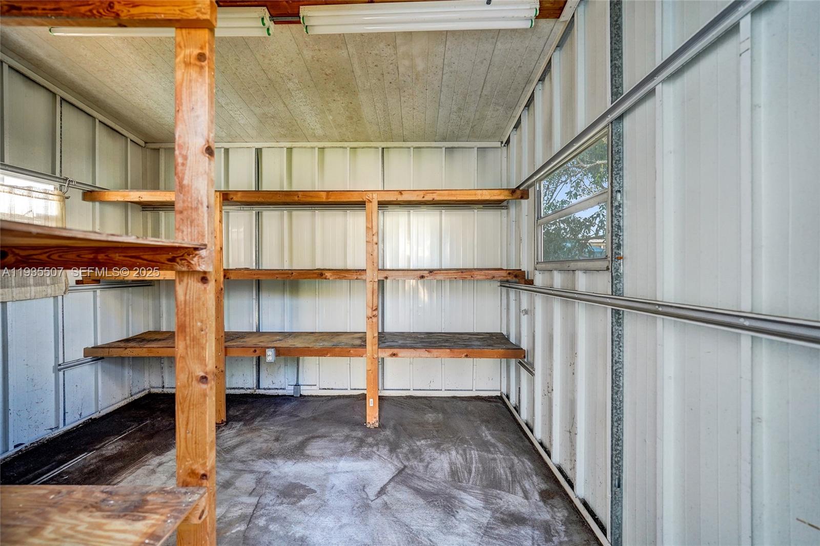 SUNSHINE CITY - Residential