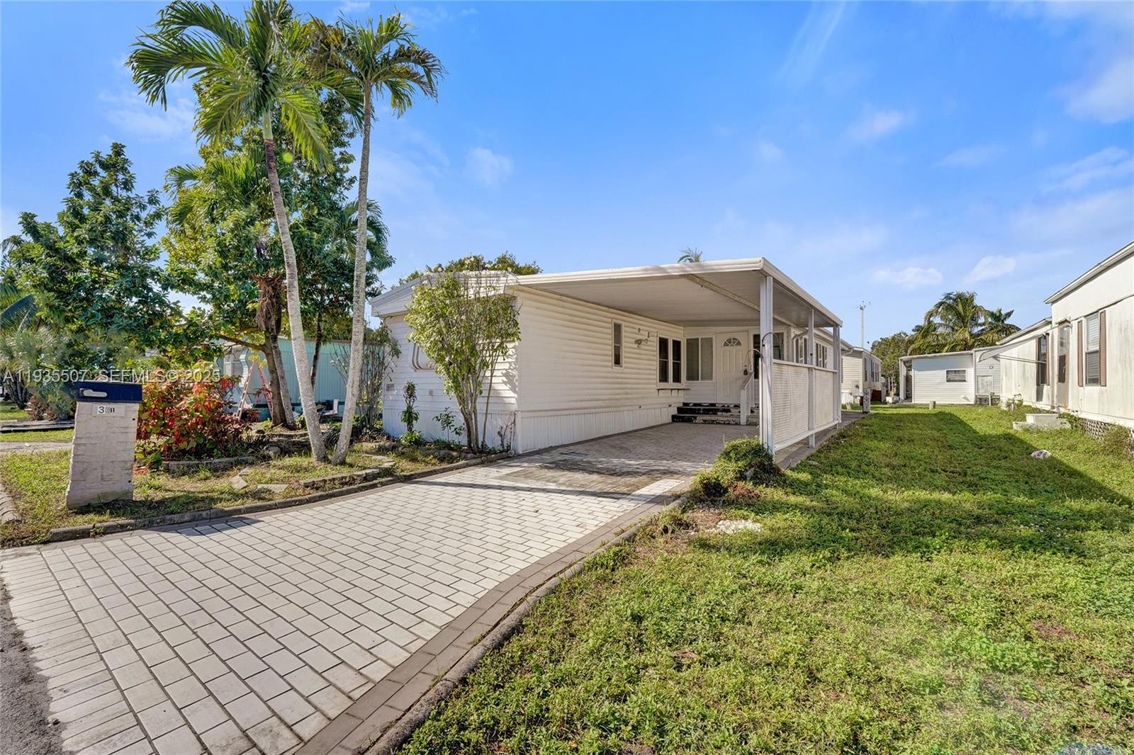 SUNSHINE CITY - Residential