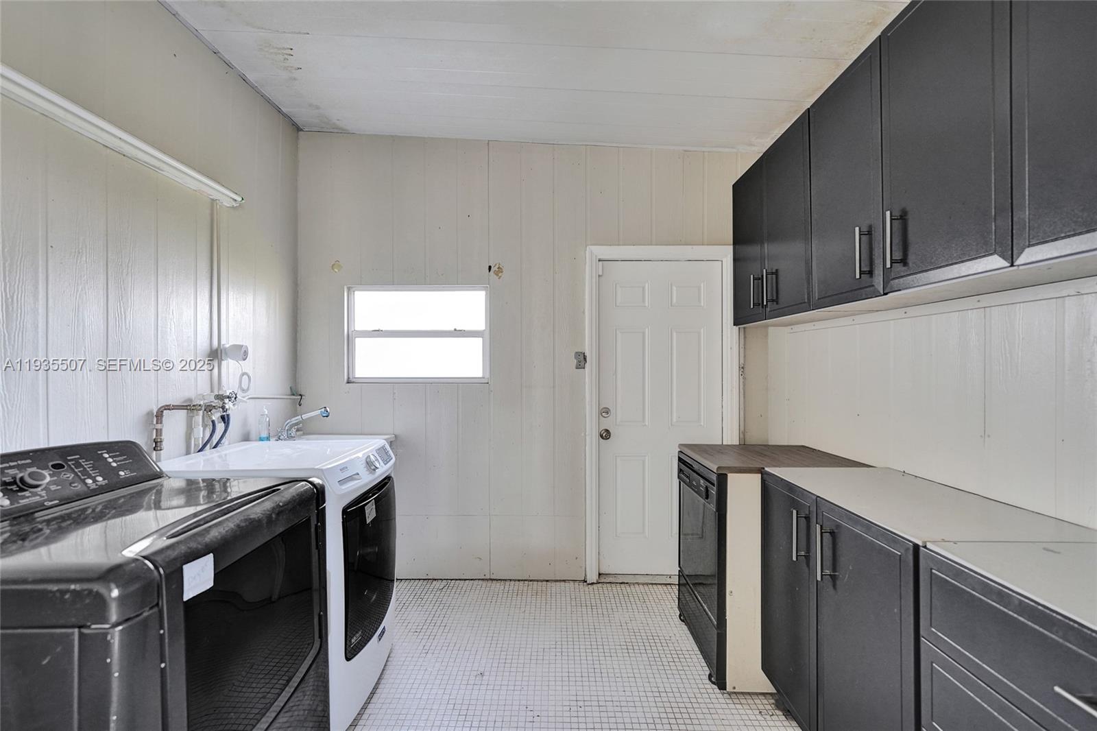 SUNSHINE CITY - Residential