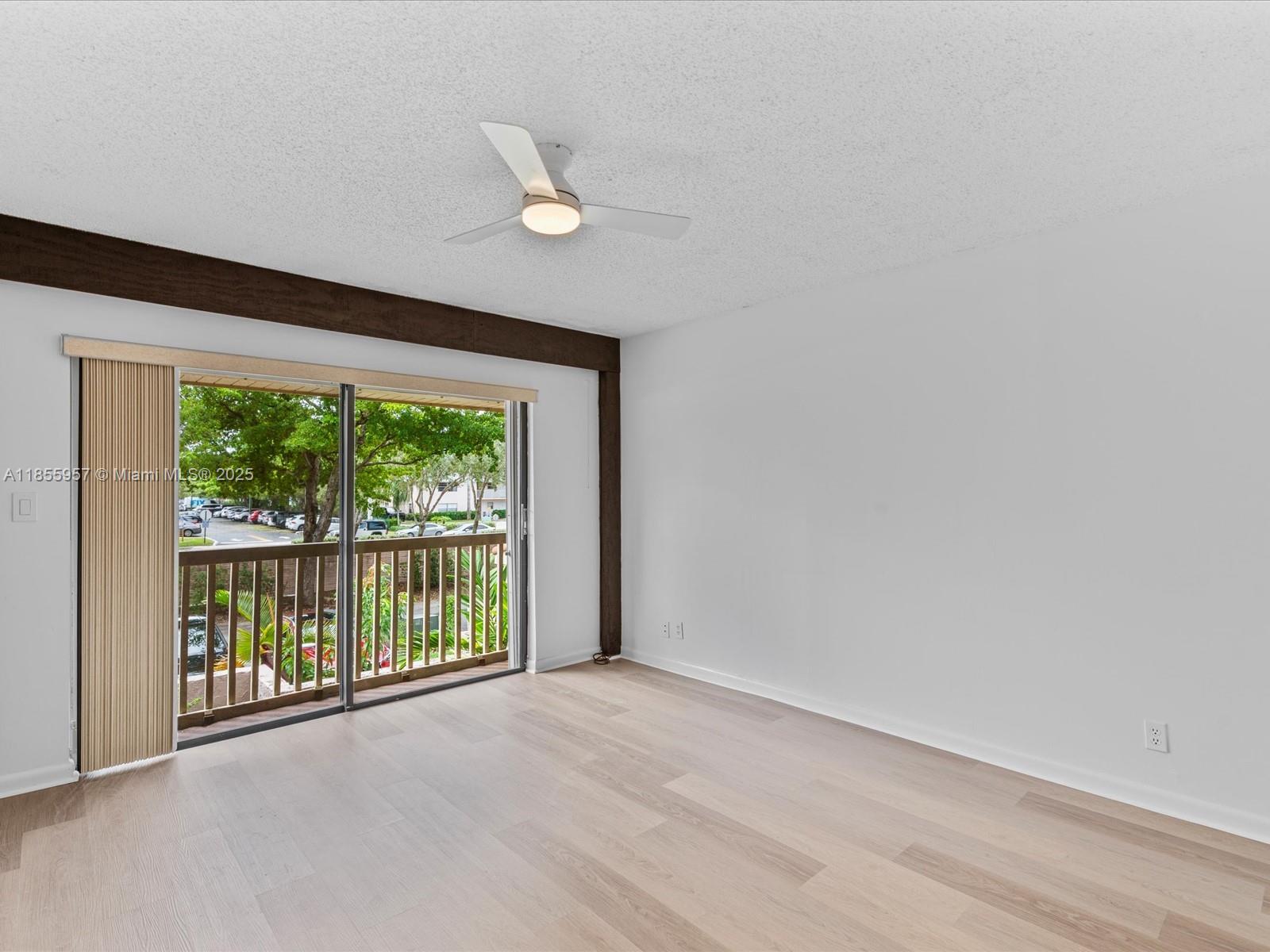 TOWNHOUSES OF EMERALD HIL - Residential Lease