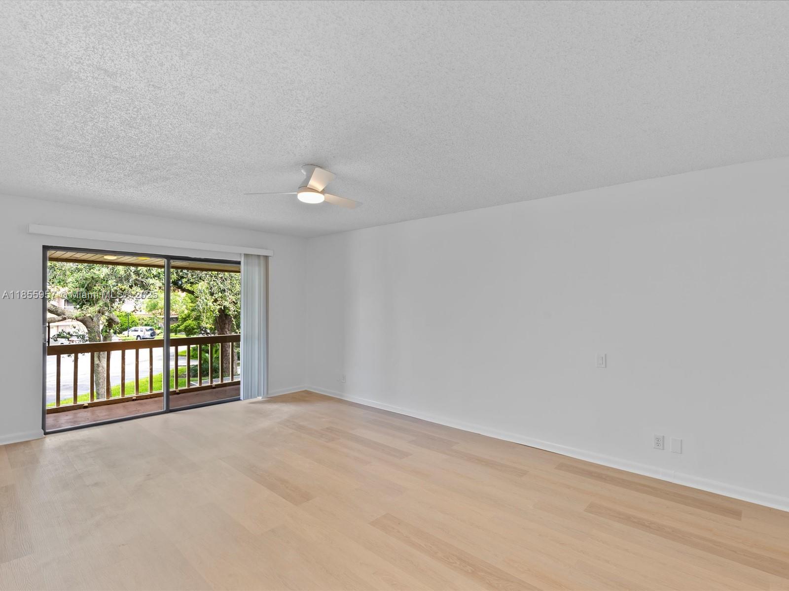 TOWNHOUSES OF EMERALD HIL - Residential Lease