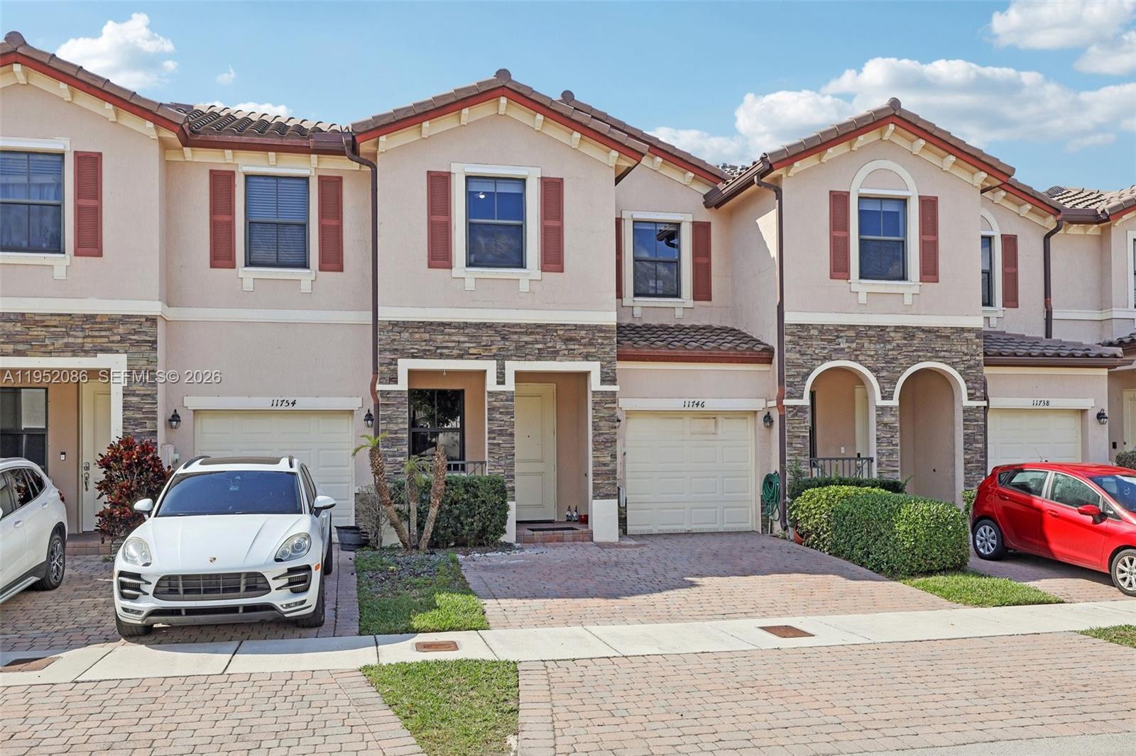 GARDEN ESTATES AT THE HAM - Residential