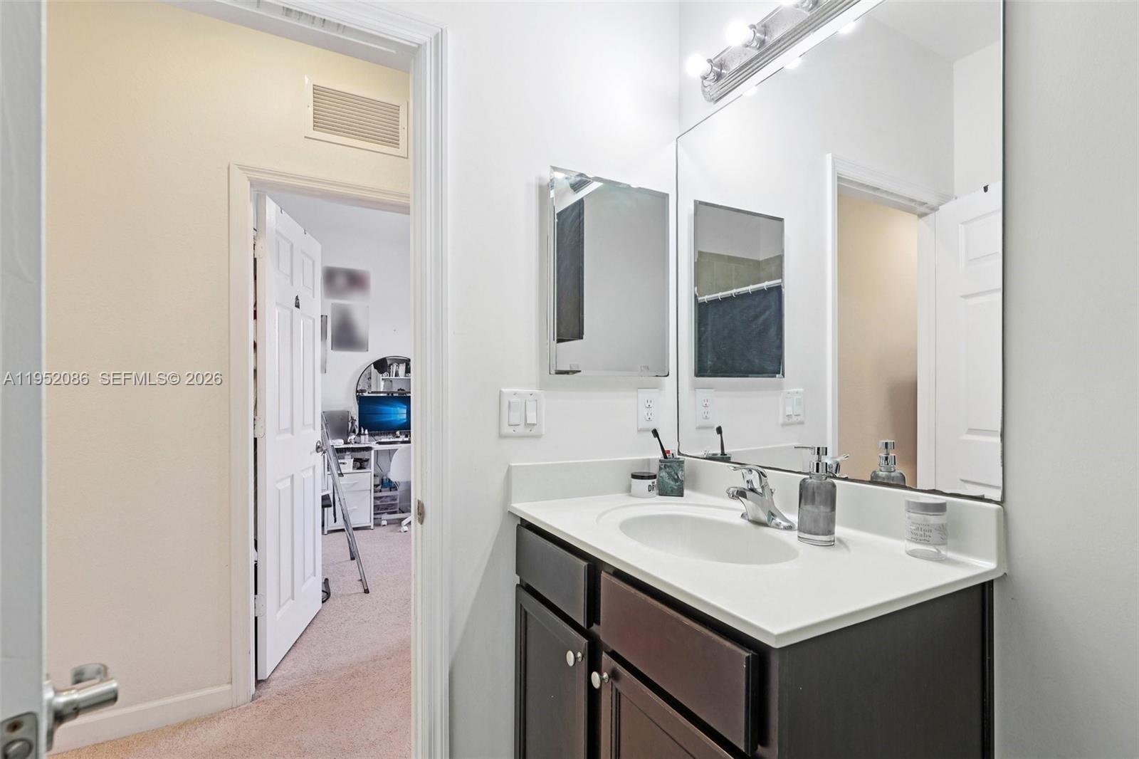 GARDEN ESTATES AT THE HAM - Residential