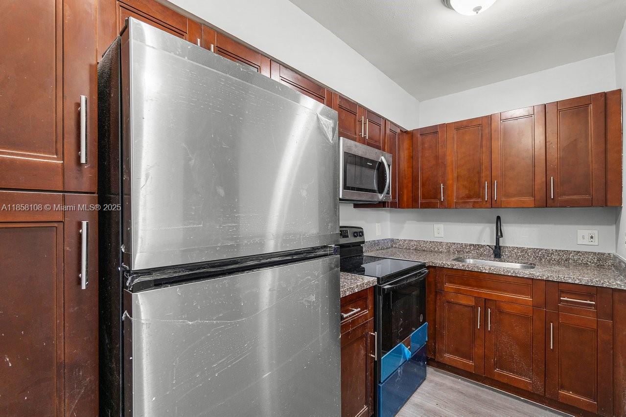 LAKE PARK ADD 3 - Residential Income