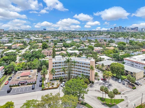 Photo of 2400 NE 9th St #201, Fort Lauderdale, FL 33304 (MLS # A12066249)