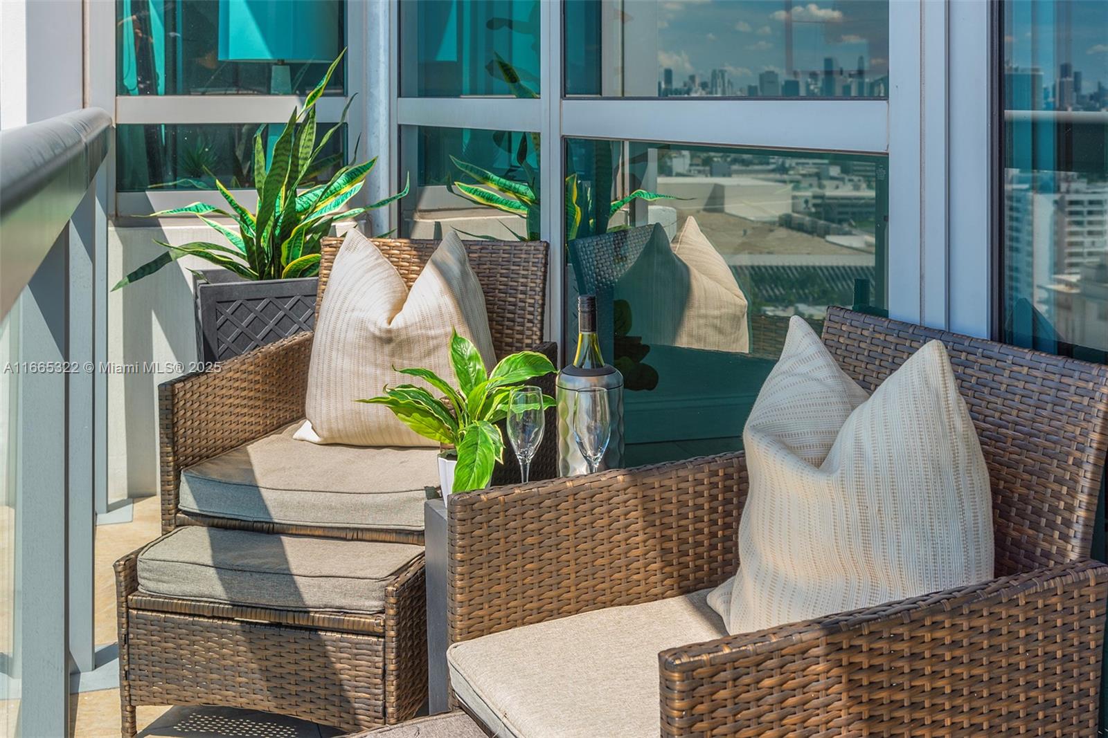 SETAI RESORT & RESIDENCES - Residential Lease