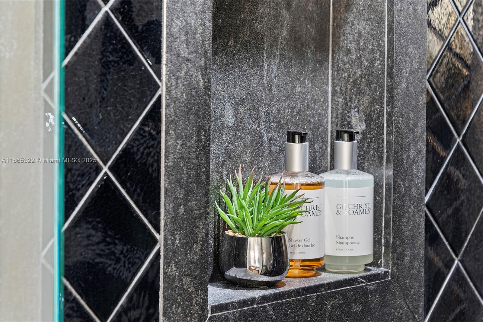 SETAI RESORT & RESIDENCES - Residential Lease