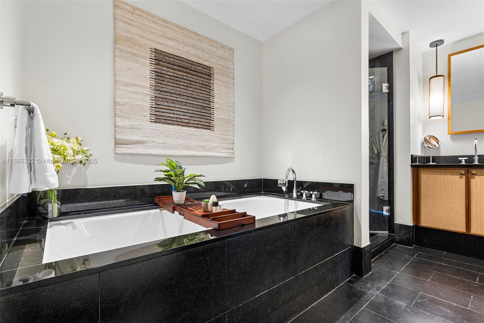 SETAI RESORT & RESIDENCES - Residential Lease