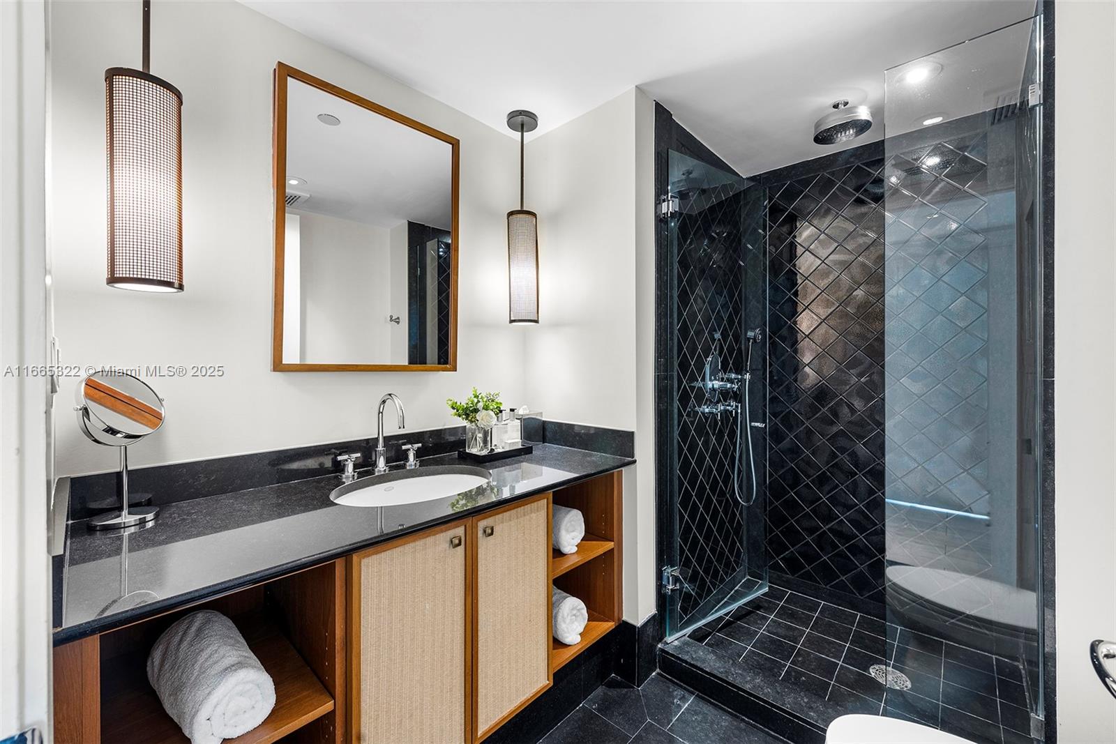 SETAI RESORT & RESIDENCES - Residential Lease