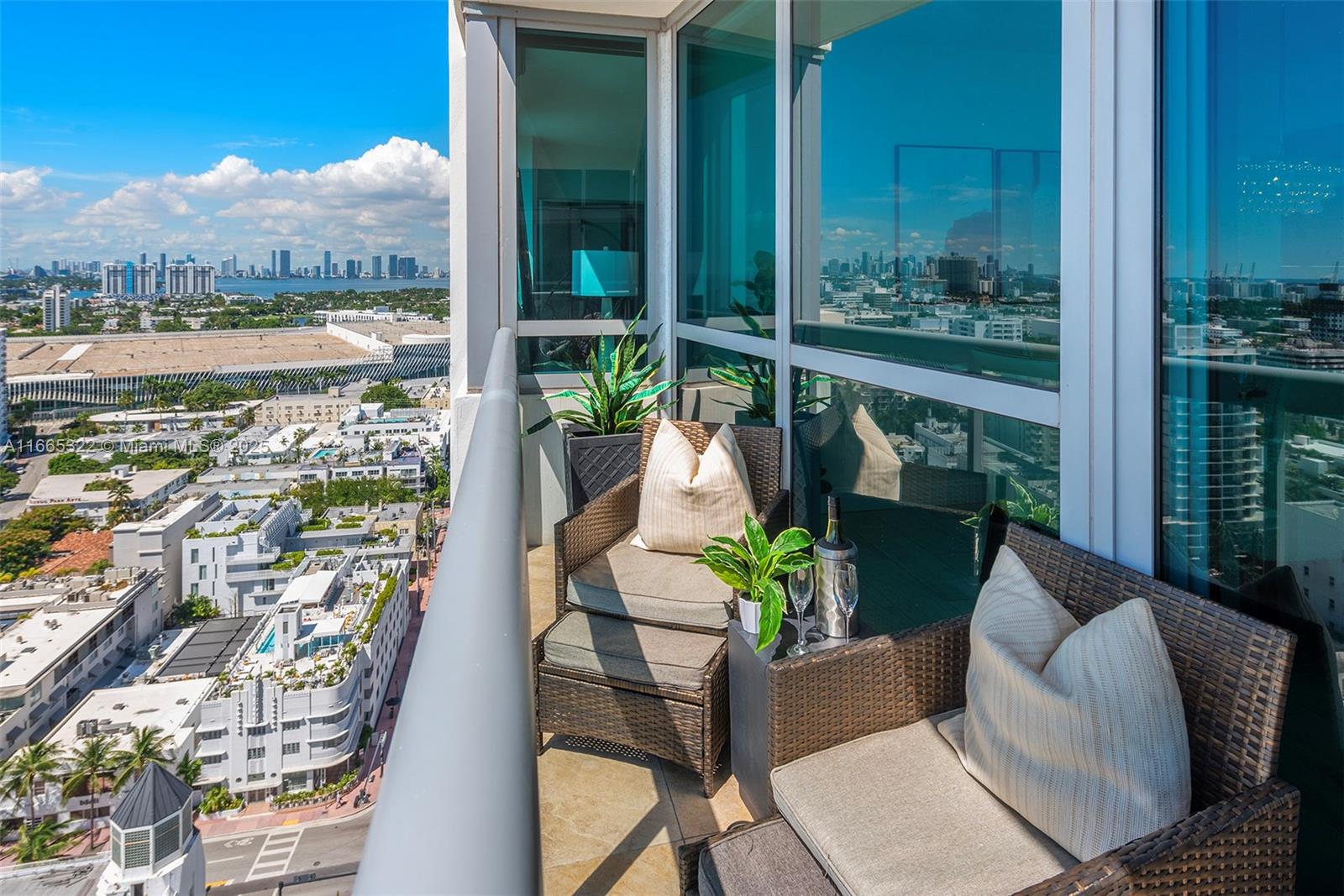 SETAI RESORT & RESIDENCES - Residential Lease