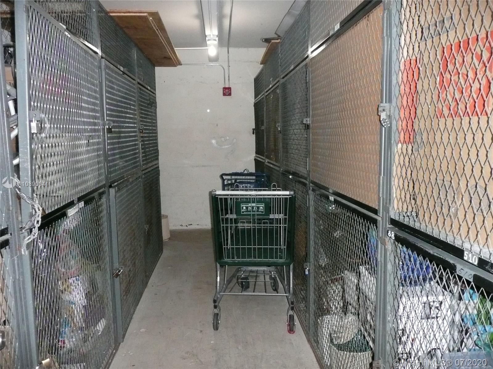 AVILA CONDO - Residential