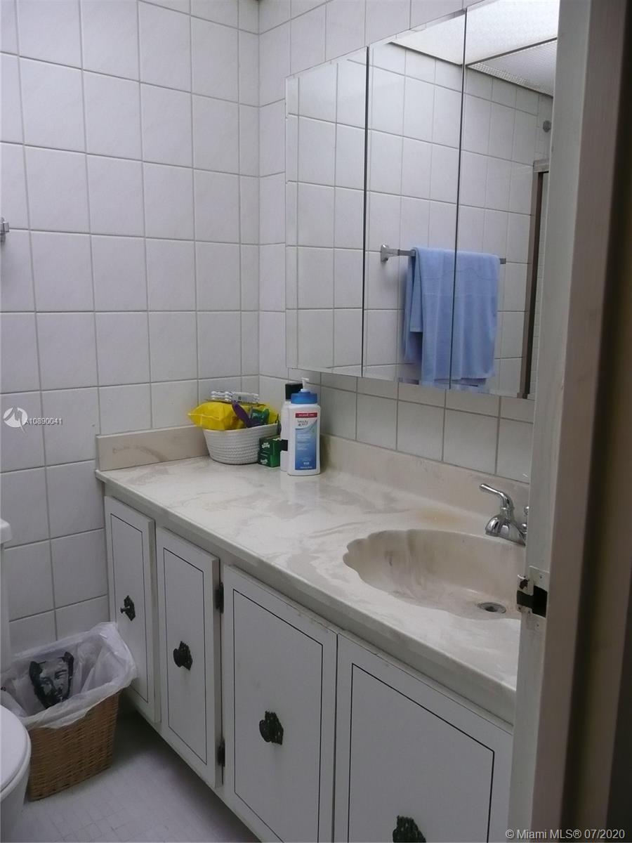 AVILA CONDO - Residential