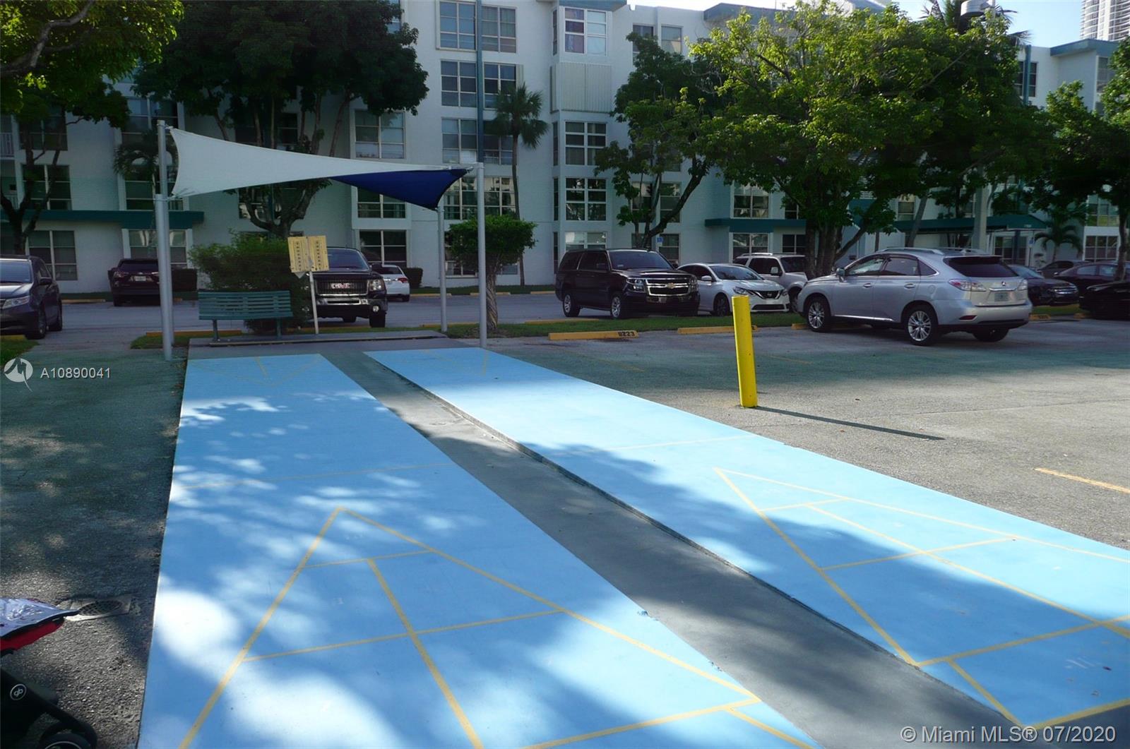 AVILA CONDO - Residential