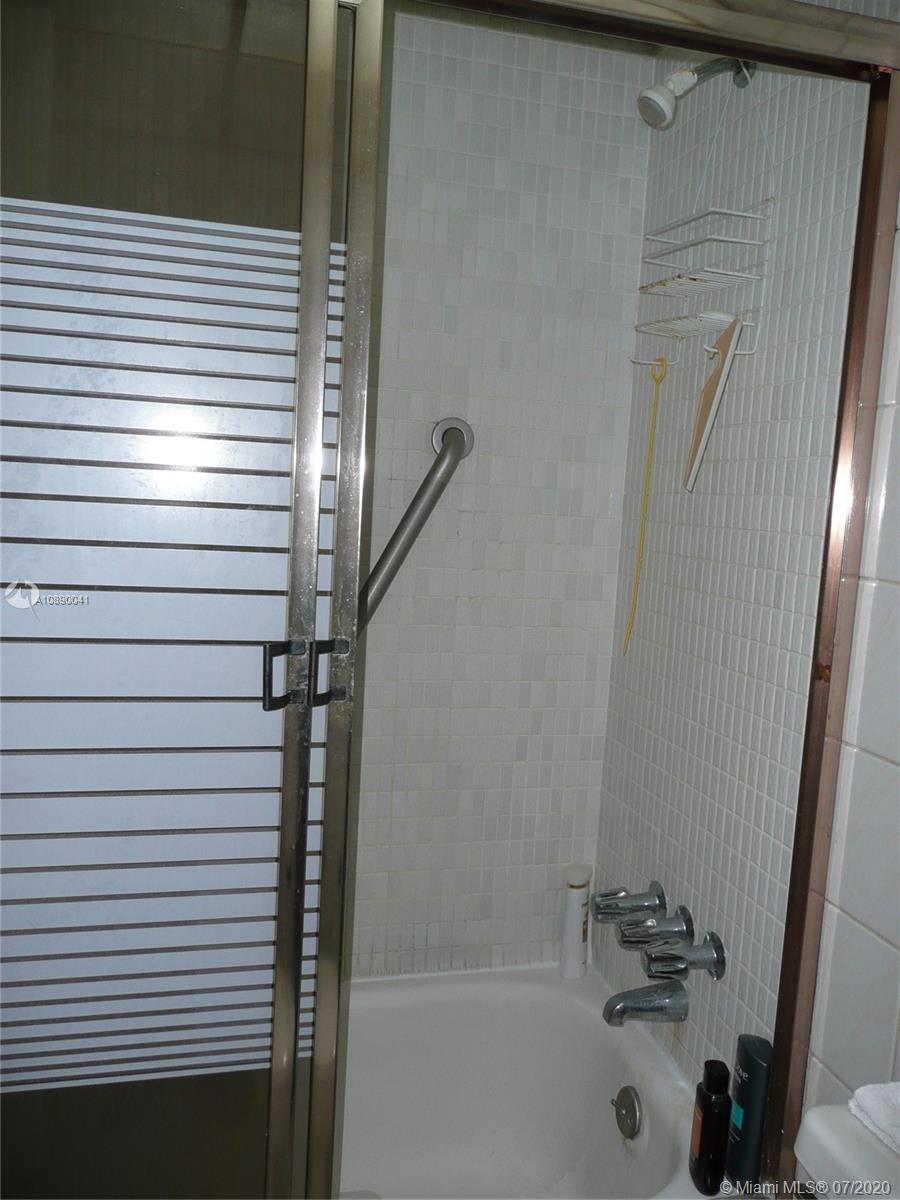 AVILA CONDO - Residential