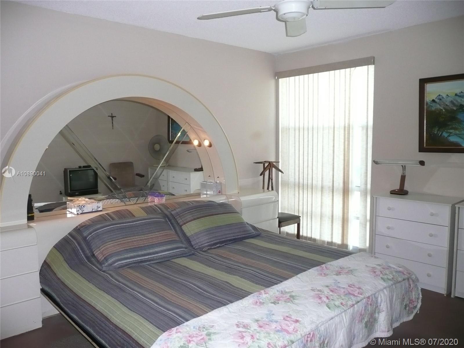 AVILA CONDO - Residential