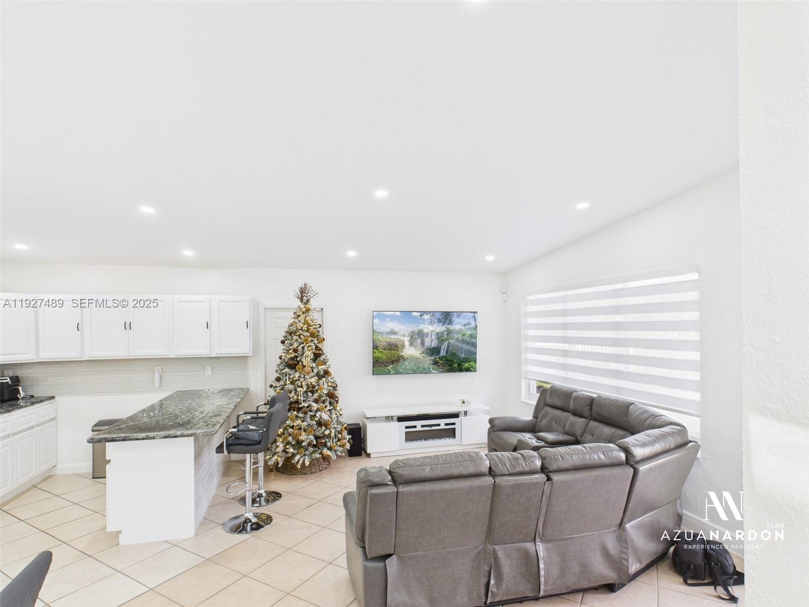 NARANJA PARK 2ND ADDN - Residential