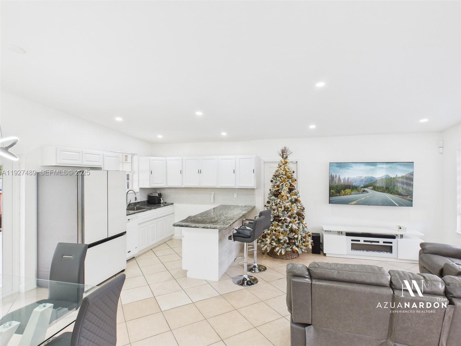 NARANJA PARK 2ND ADDN - Residential