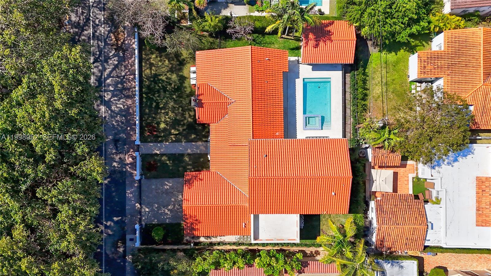 CORAL GABLES SEC B - Residential Lease