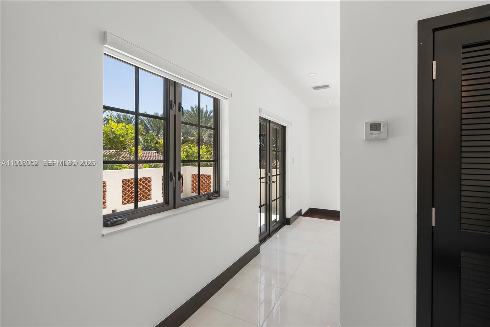 CORAL GABLES SEC B - Residential Lease