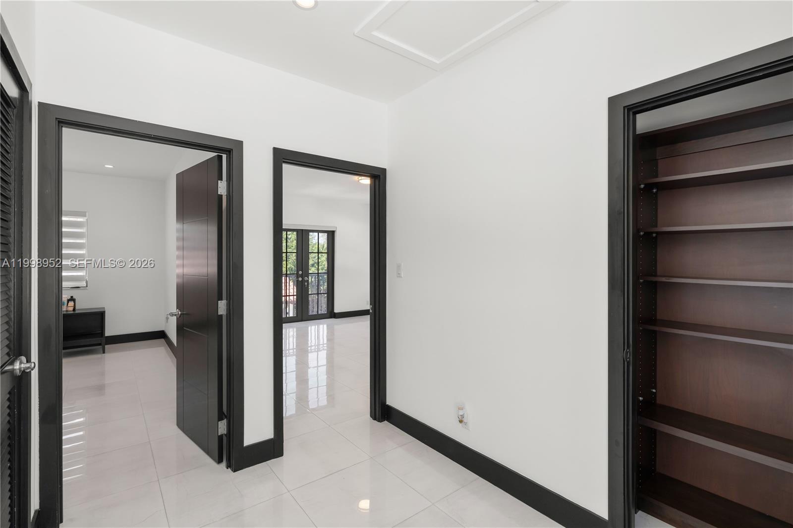 CORAL GABLES SEC B - Residential Lease