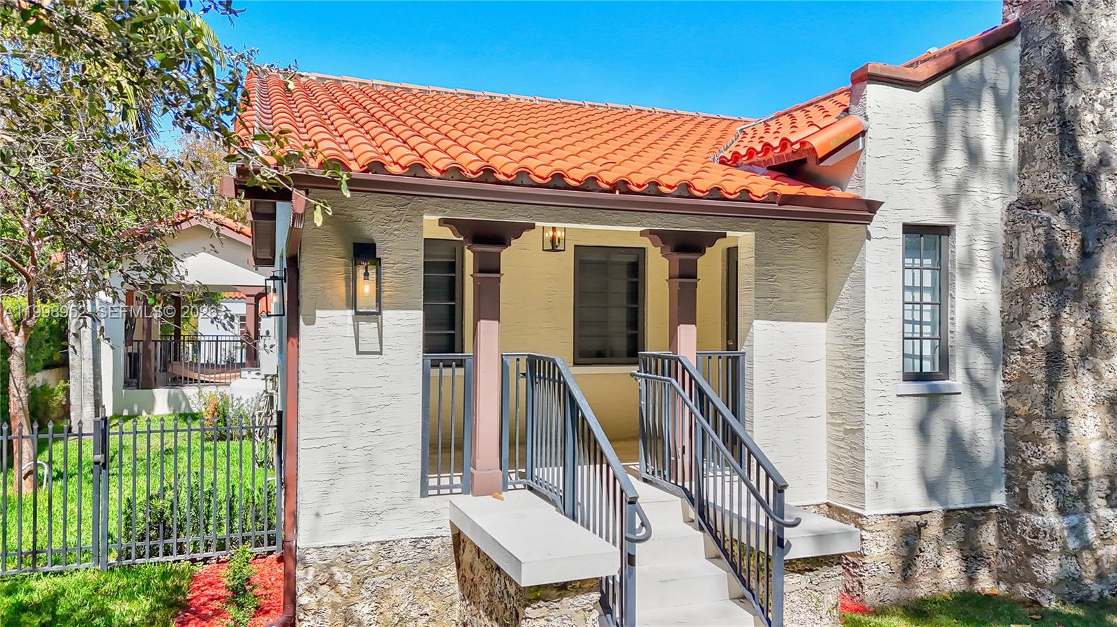 CORAL GABLES SEC B - Residential Lease