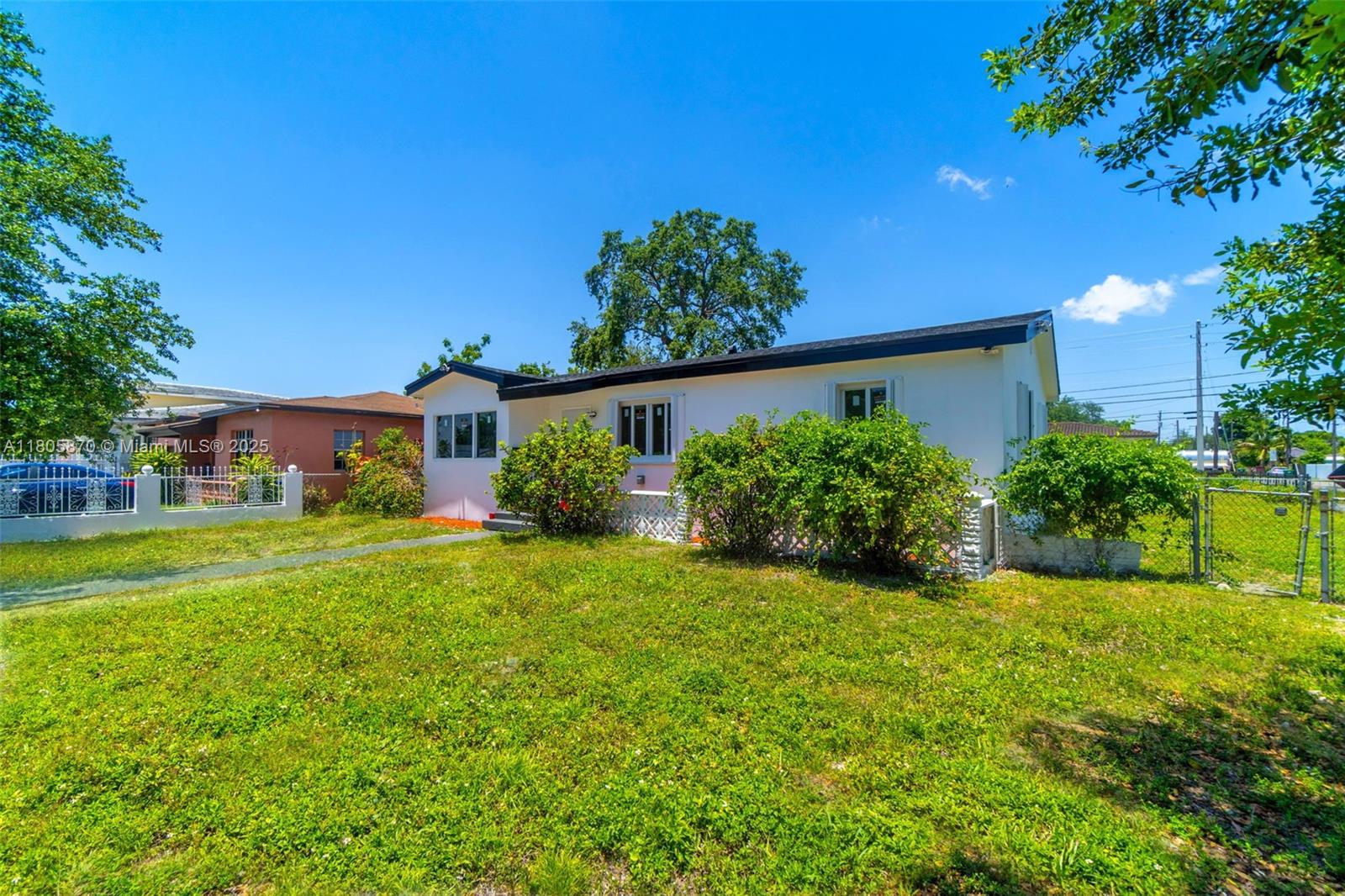 3101 NW 49th St