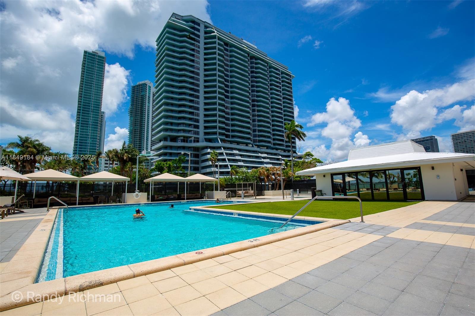 CHARTER CLUB CONDO - Residential Lease