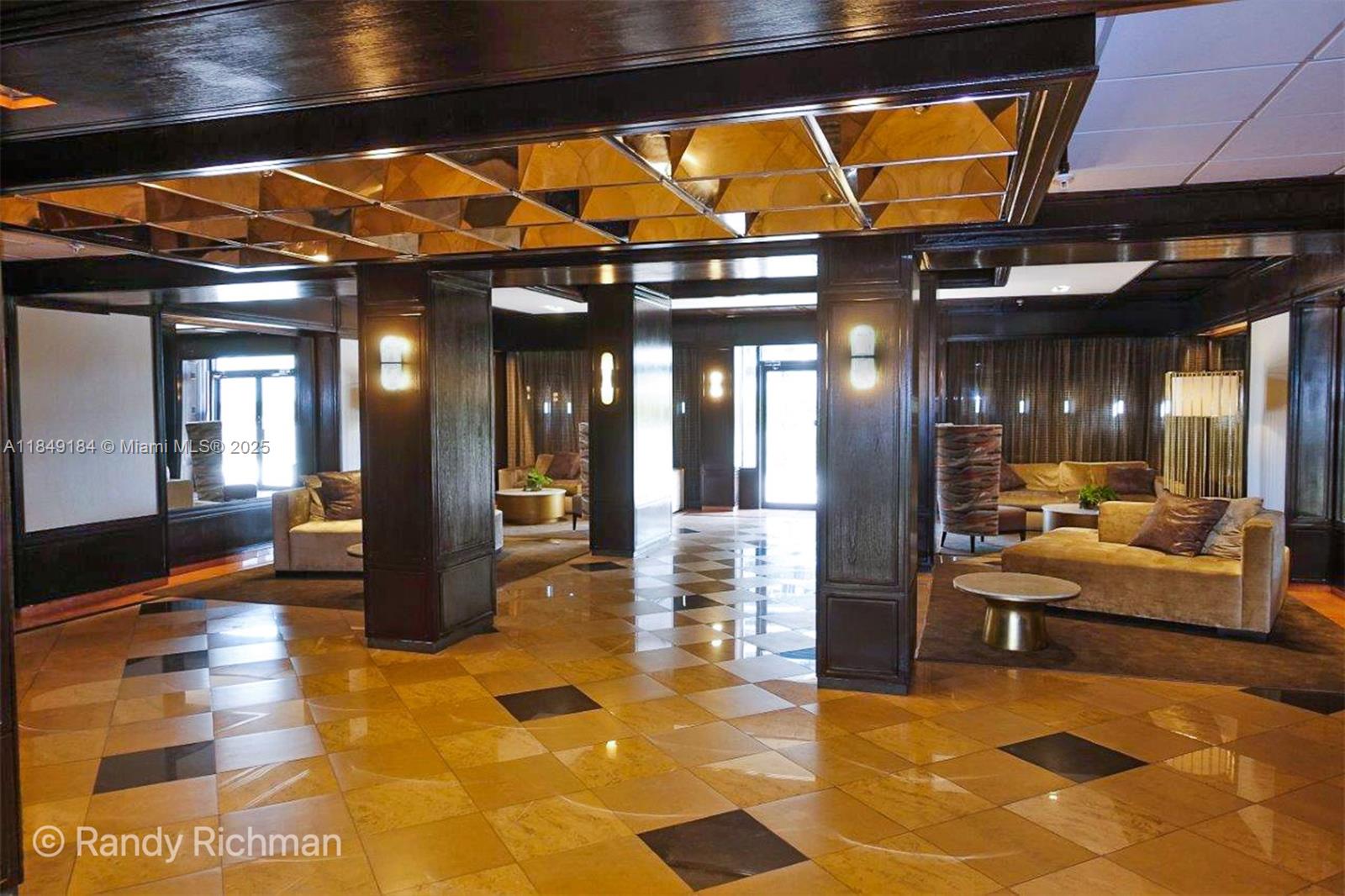 CHARTER CLUB CONDO - Residential Lease