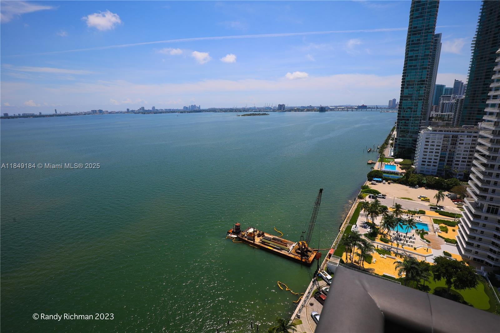 CHARTER CLUB CONDO - Residential Lease