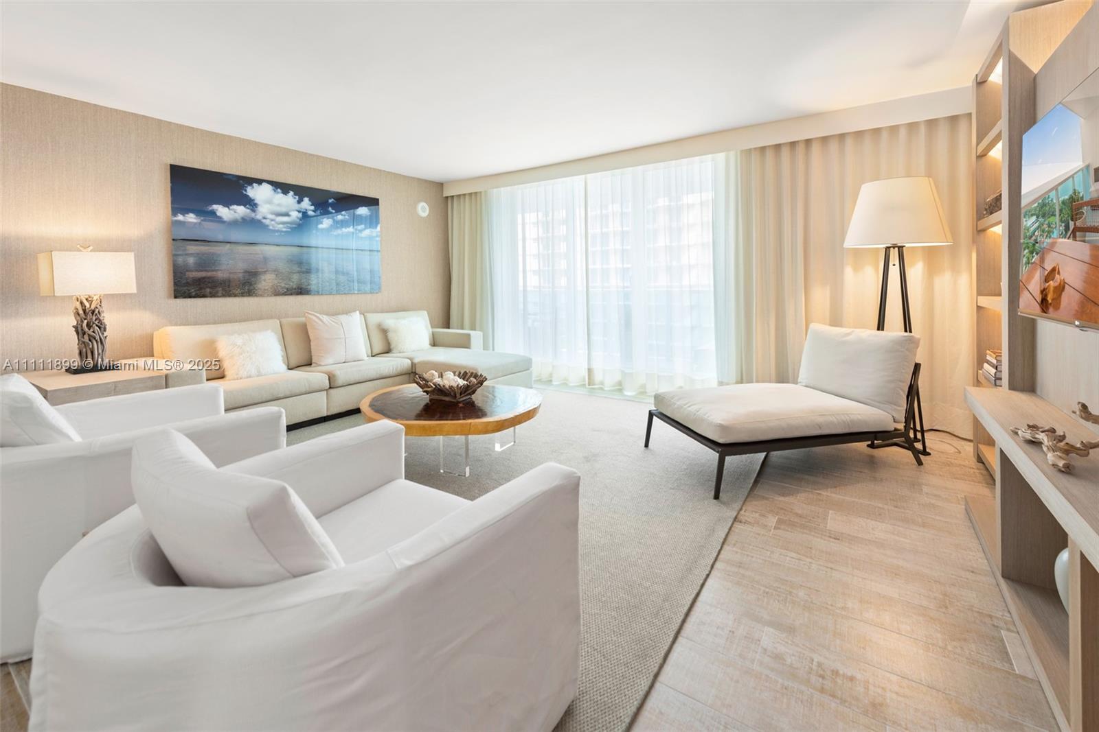 Make yourself at home in this luxury Private Residence, located in Miami’s first eco-friendly 1 Hotel & Homes. With 600 feet of direct beach access, this luxurious unit provides beautiful views of the Atlantic Ocean. Environmentally friendly features and thoughtful touches throughout create a fusion of luxury and environmental consciousness.
