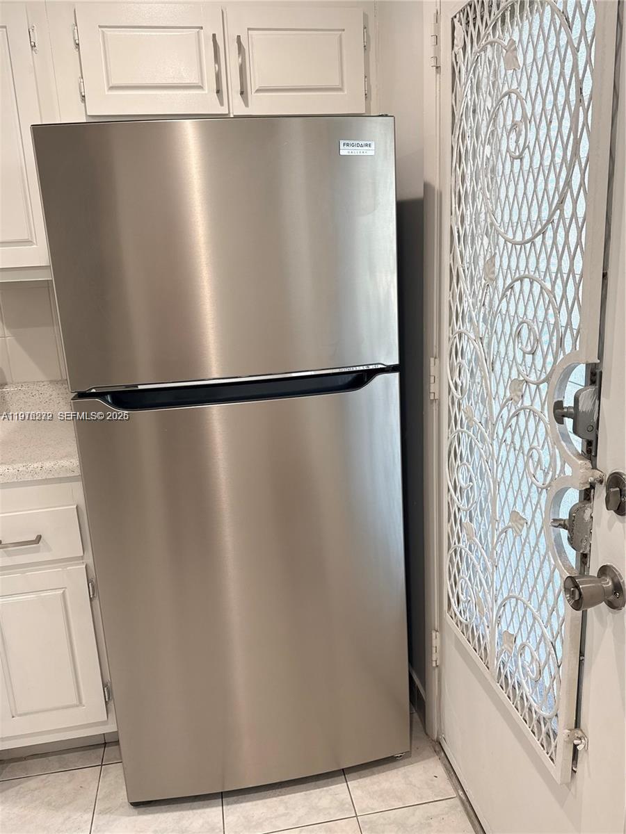 MEADOWBROOK TOWERS CONDO - Residential