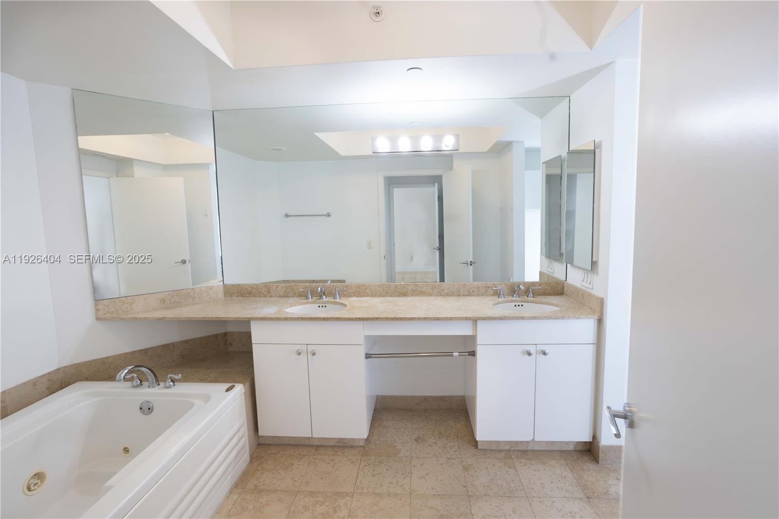 BLUE DIAMOND CONDO - Residential Lease