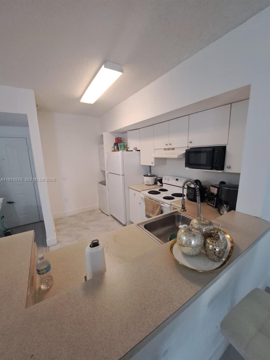 BLUE LAGOON CONDO - Residential