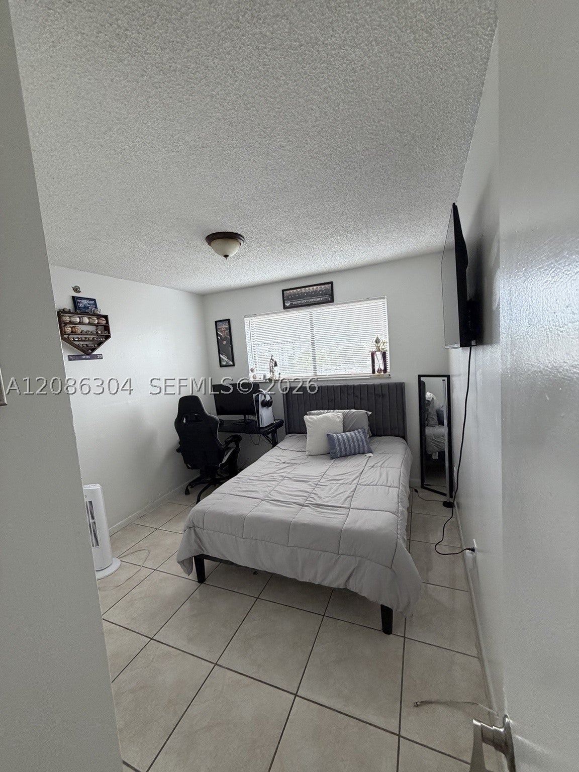 8095 NW 8th St 402