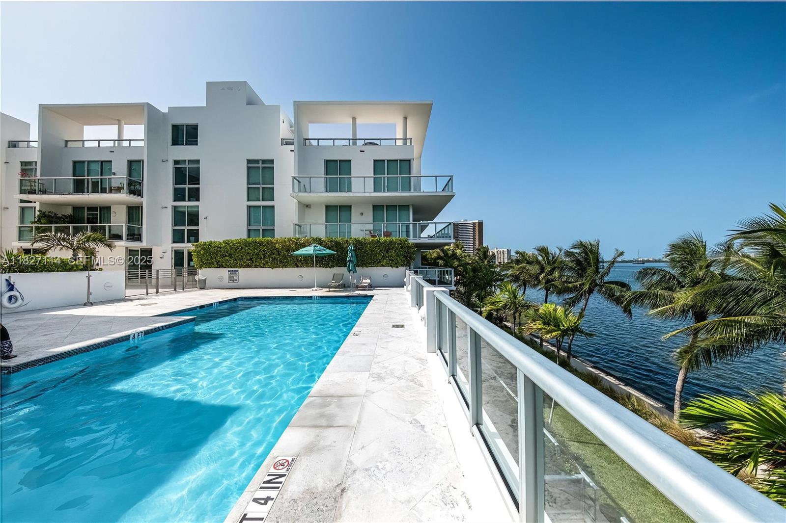 IOS ON THE BAY CONDO - Residential