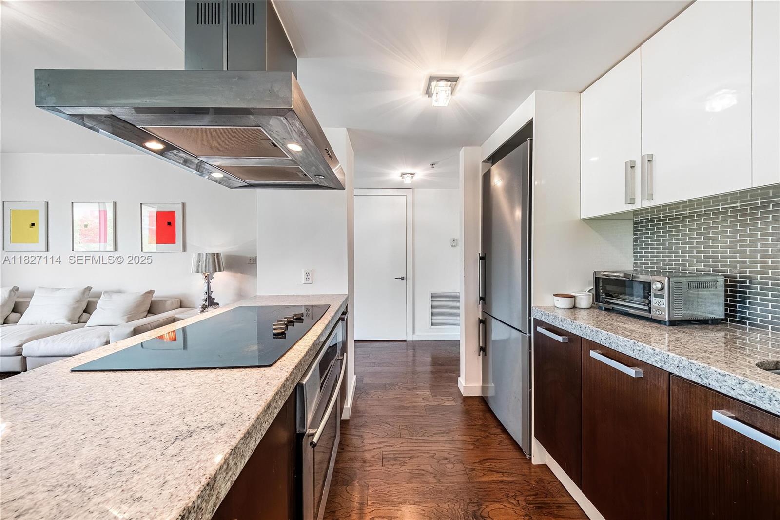 IOS ON THE BAY CONDO - Residential