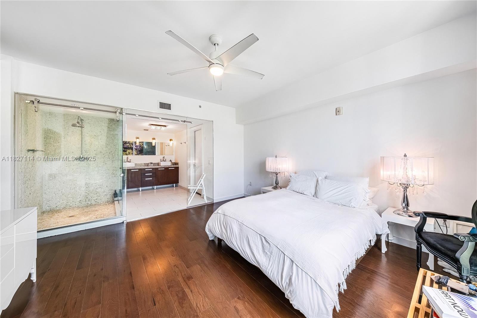 IOS ON THE BAY CONDO - Residential