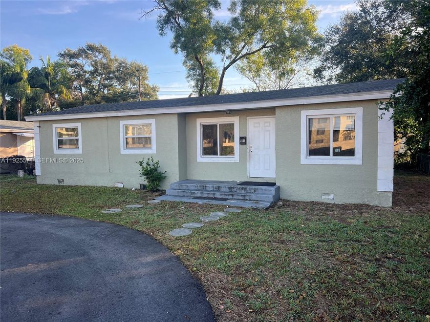 This well-located home offers a great opportunity for buyers looking to create value and make a space truly their own. Featuring a solid structure and a functional layout, the property provides a strong foundation for updates, personalization, or future improvements. Whether you're a first-time homebuyer, an investor, or someone looking for a project with upside, this home delivers plenty of potential. With convenient access to major roads, schools, parks, and local amenities, it's an ideal choice for anyone seeking a property in a growing and desirable area. A little TLC will go a long way in transforming this home into a comfortable and personalized living space.